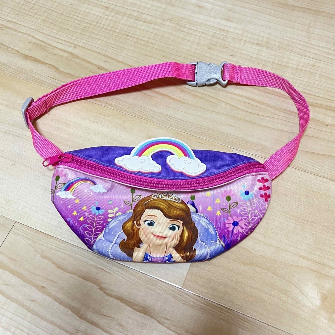 Disney(ディズニー)のウエストポーチ キッズ/ベビー/マタニティのこども用バッグ(その他)の商品写真