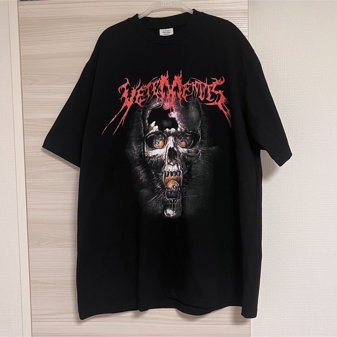 オシャレ 新品 《VETEMENTS》 ヴェトモン ANTWERPEN Tシャツ 黒 M