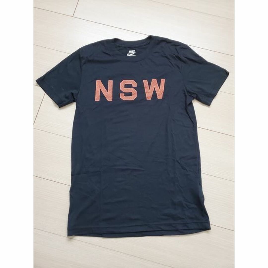 NIKE(ナイキ)のNIKE SPORTSWEAR NSW　Tシャツ　ナイキ　ナイキスポーツウェア メンズのトップス(Tシャツ/カットソー(半袖/袖なし))の商品写真