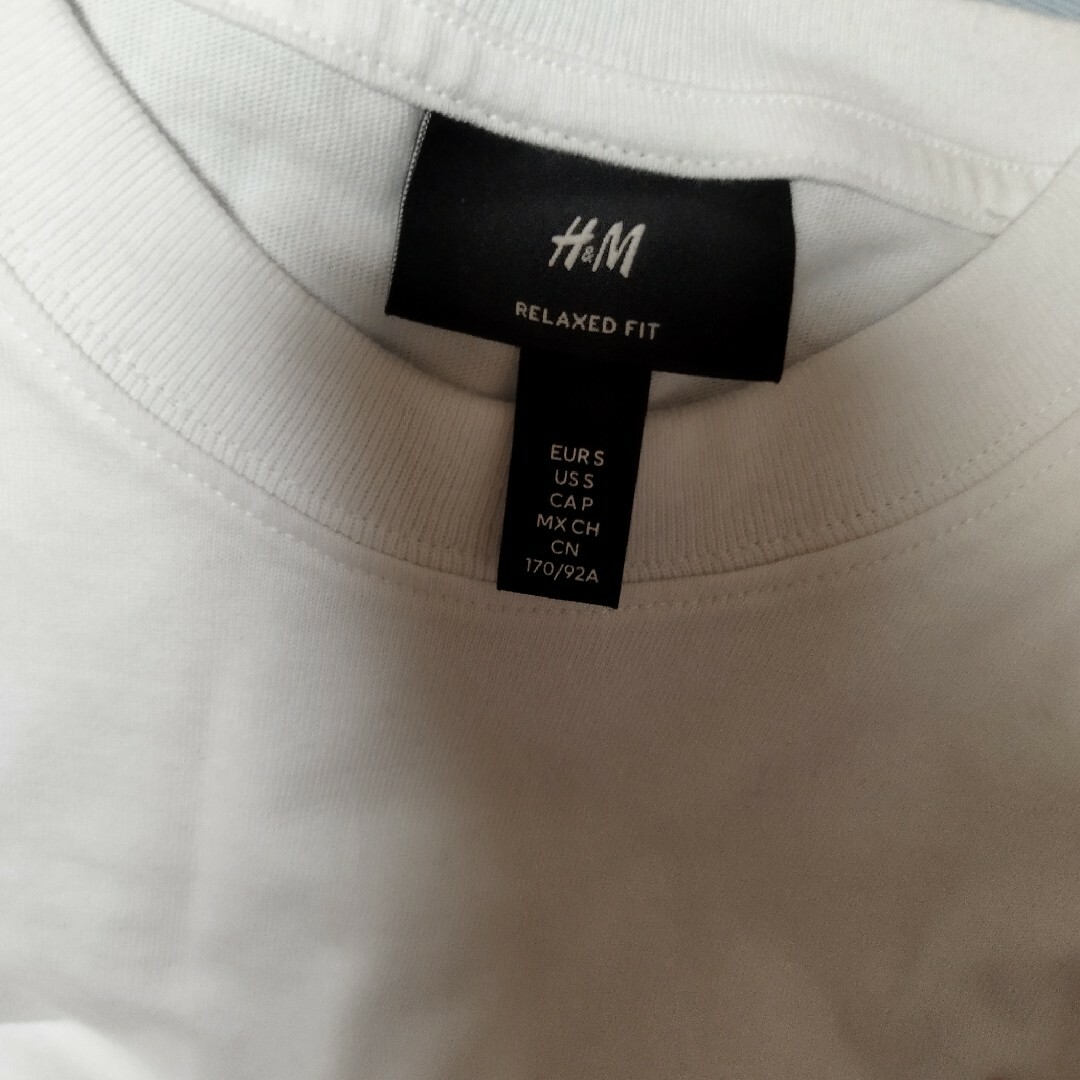 H&M(エイチアンドエム)の最終値下げ!!H＆M★白色NASAのＴシャツ、男女兼用 メンズのトップス(Tシャツ/カットソー(半袖/袖なし))の商品写真