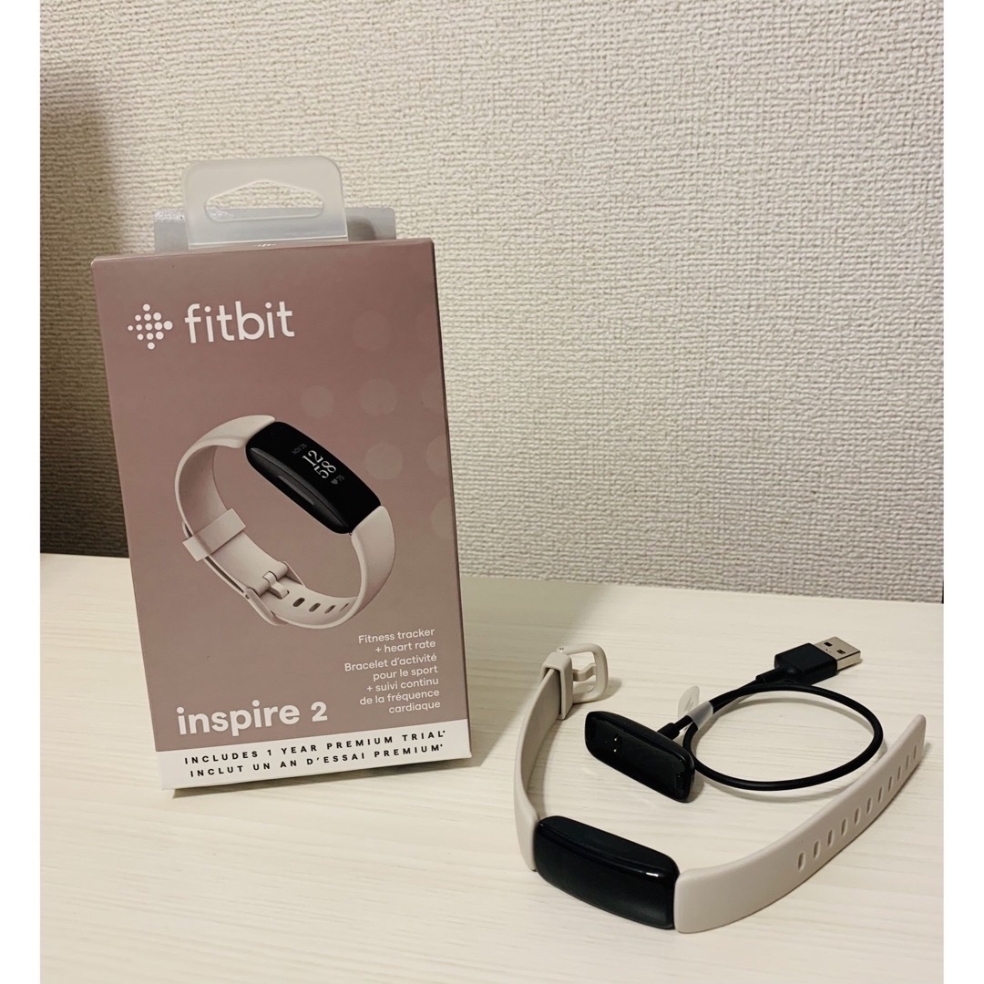 Fitbit フィットビット INSPIRE 2 LUNA WHITEの通販 by kuri ku's shop ...