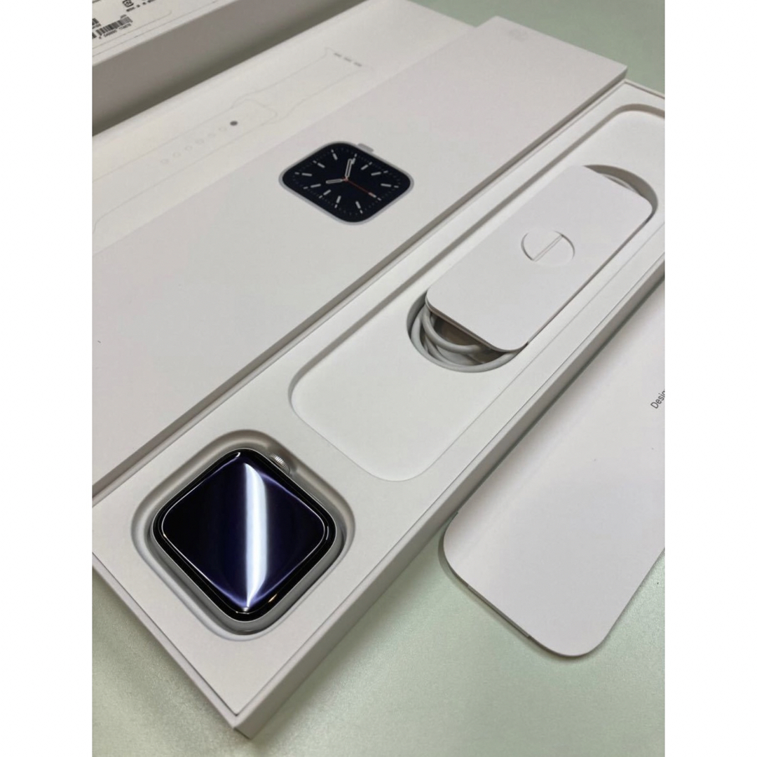 【美品】AppleWatch series6 44mm cellularモデル