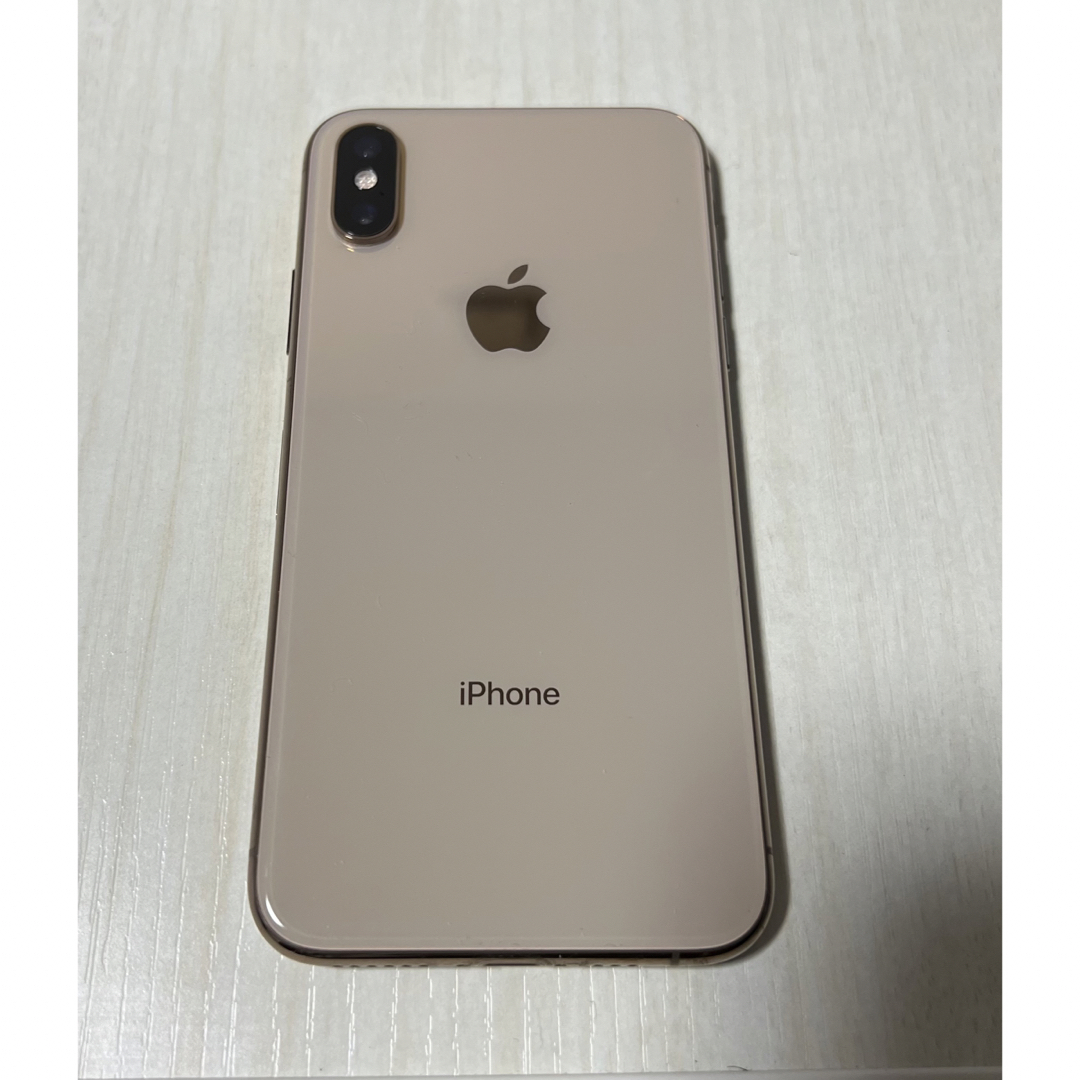 iPhone(アイフォーン)の☆超美品☆ iPhone Xs / 256GB / ゴールド / SIMフリー スマホ/家電/カメラのスマートフォン/携帯電話(スマートフォン本体)の商品写真