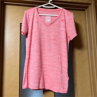 ナイキ(NIKE)の【NIKE】未使用　ジムウェア　トレーニングウェア　Tシャツ(ウェア)