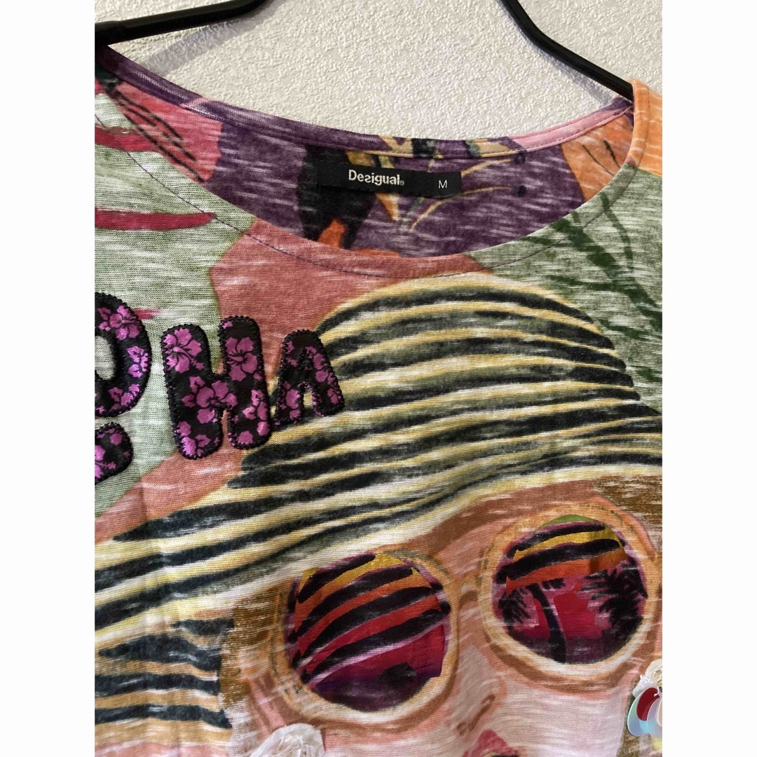 DESIGUAL(デシグアル)のDesigual デジグアルTシャツ　顔モチーフ レディースのトップス(Tシャツ(半袖/袖なし))の商品写真