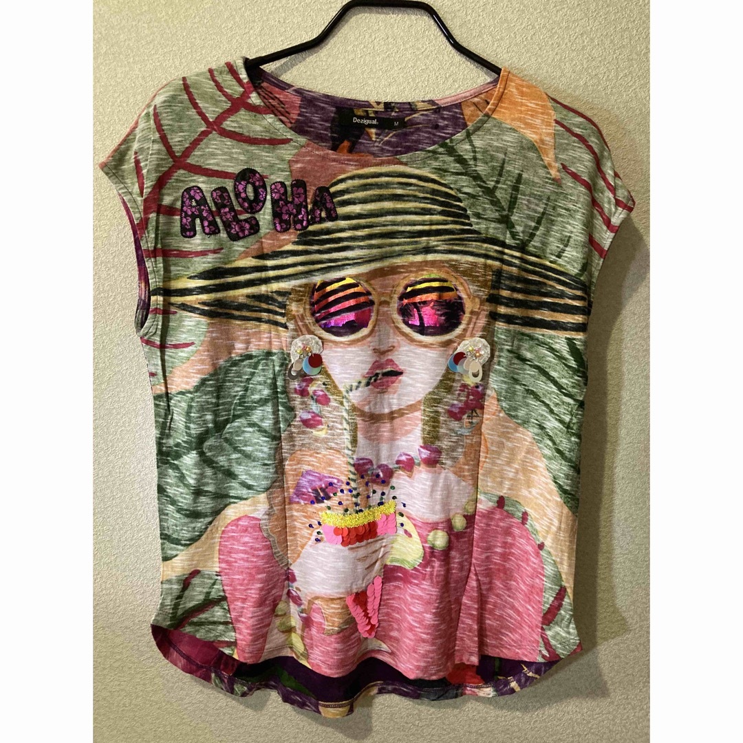 DESIGUAL(デシグアル)のDesigual デジグアルTシャツ　顔モチーフ レディースのトップス(Tシャツ(半袖/袖なし))の商品写真