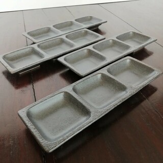 新品 美濃焼 三ツ仕切り皿 4枚セット(食器)