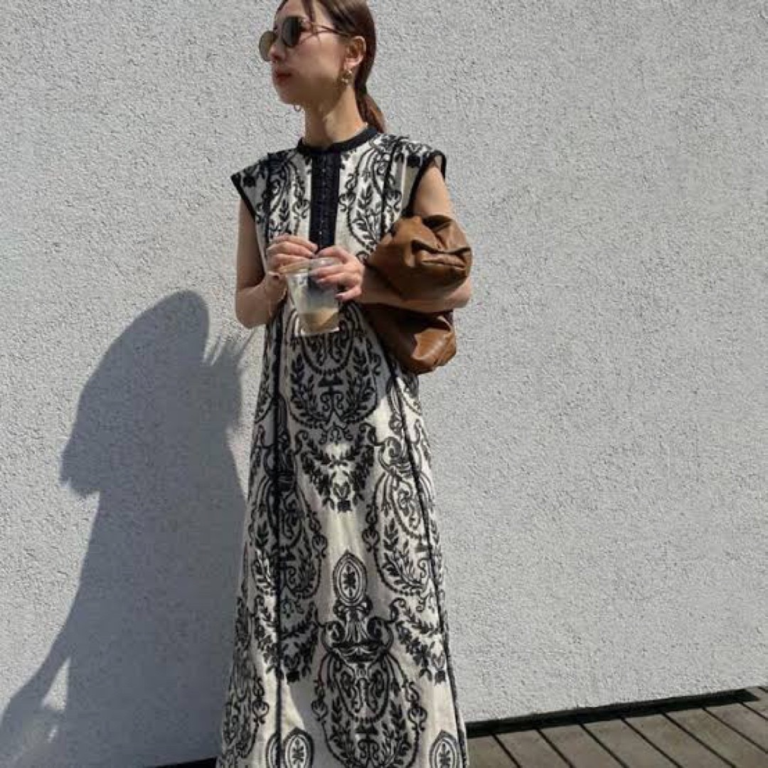 【AMERI】DAMASK EMBROIDERY LINEN DRESS