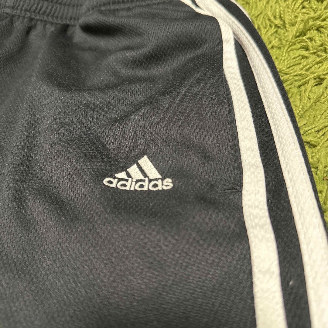 adidas(アディダス)のadidas⭐︎黒M キッズ/ベビー/マタニティのキッズ服男の子用(90cm~)(パンツ/スパッツ)の商品写真