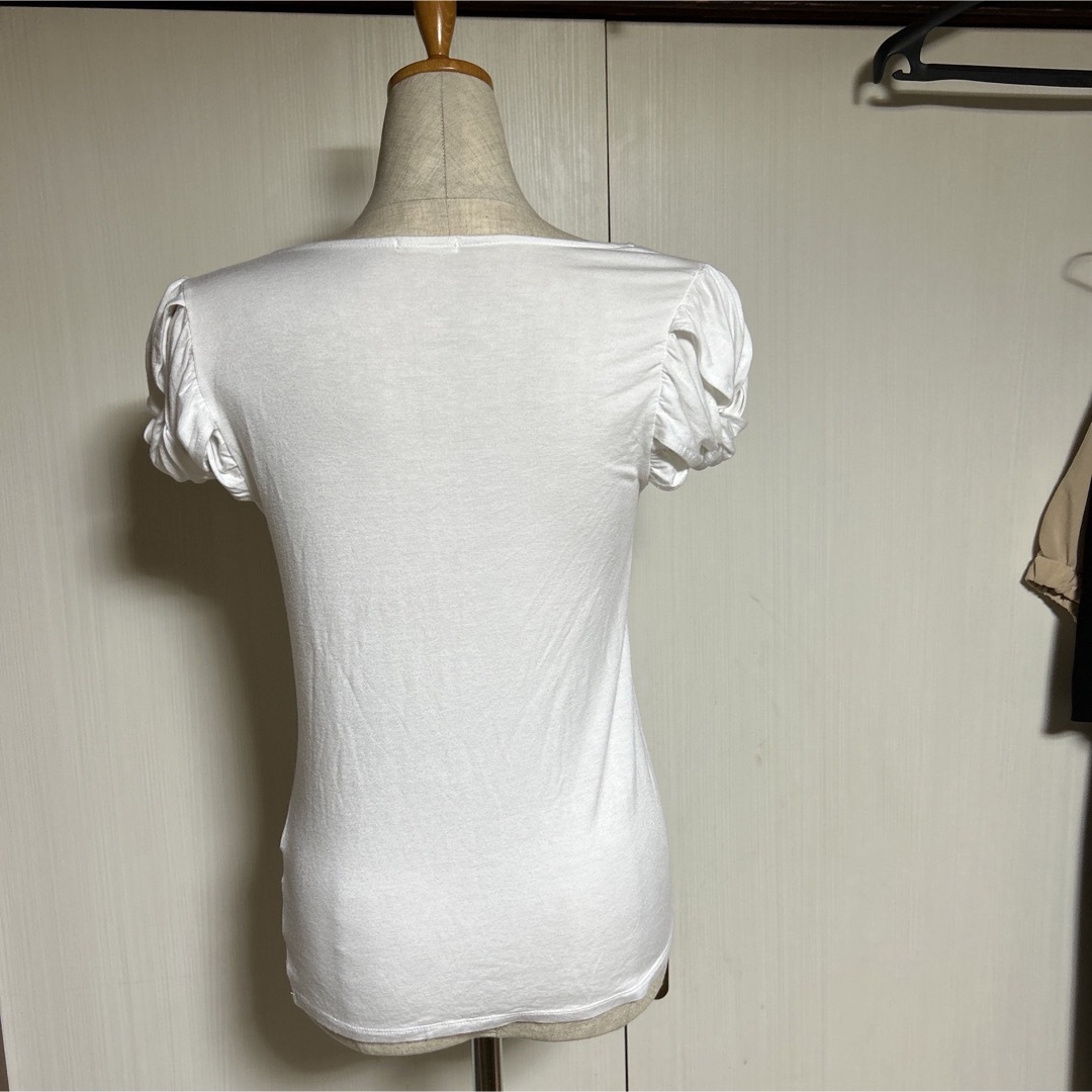 GU(ジーユー)のGU   Tシャツ レディースのトップス(Tシャツ(半袖/袖なし))の商品写真