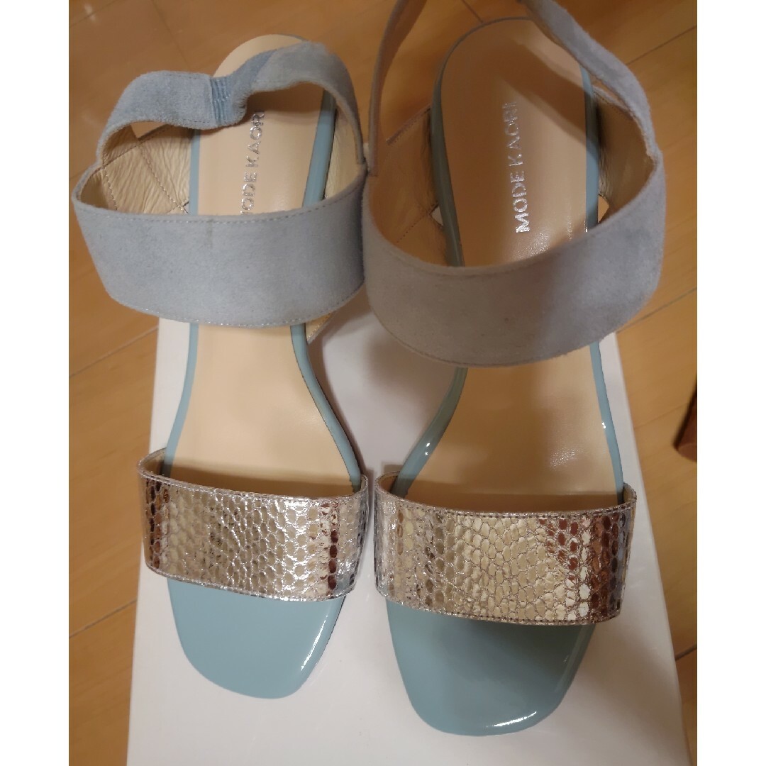 MODE KAORI(モードカオリ)の【未使用】モードカオリ　シルバー×水色サンダル レディースの靴/シューズ(サンダル)の商品写真