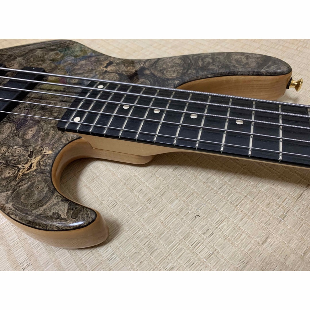 Sadowsky(サドウスキー)のSadowsky NYC Custom 5-24 Buckeye Burl 楽器のベース(エレキベース)の商品写真