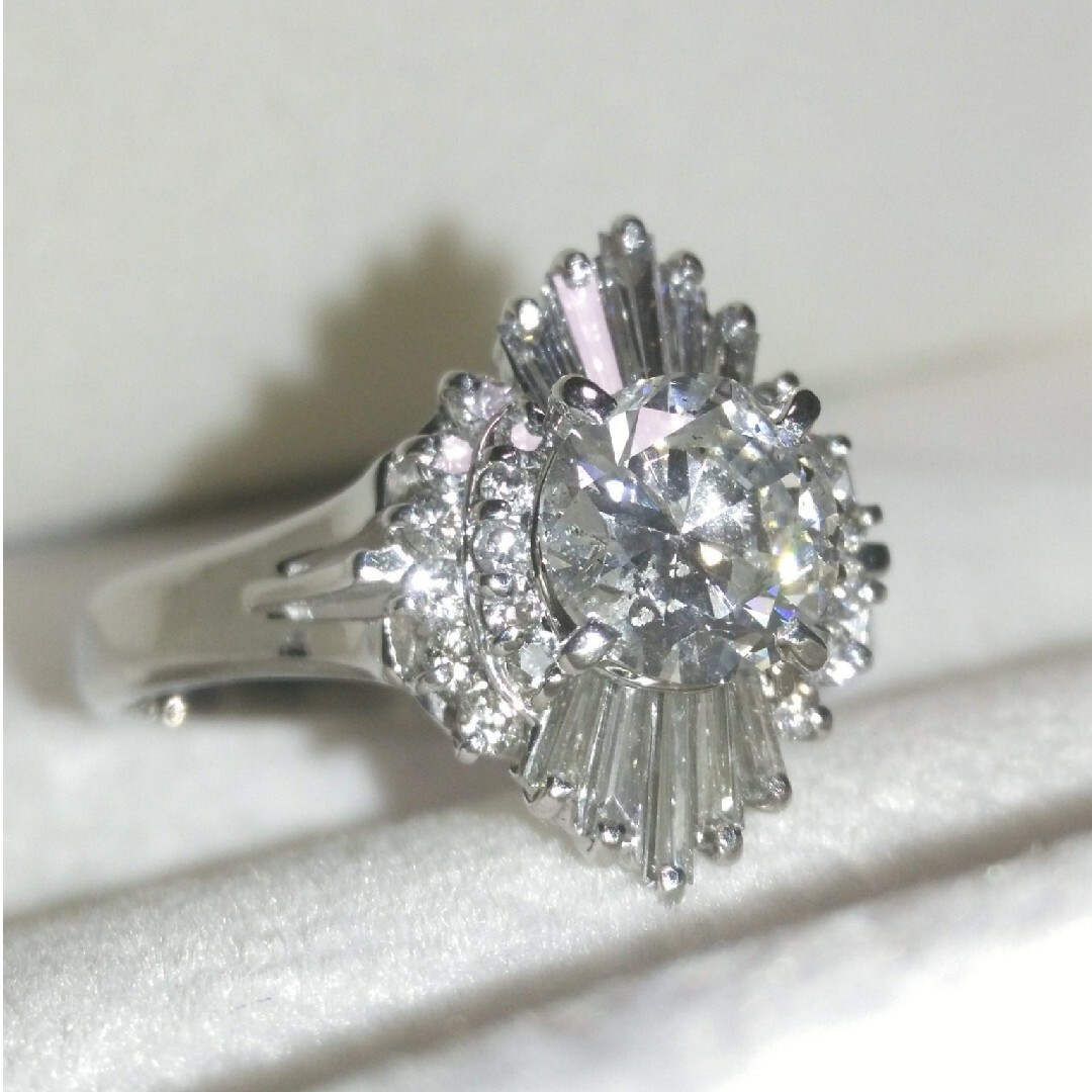 大粒ダイヤ Pt900 プラチナダイヤモンドリング 計1.63ct(16号) | mdh