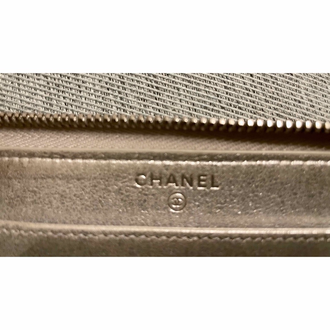 CHANEL(シャネル)のCHANELシャネル◾︎エアライン長財布シルバー レディースのファッション小物(財布)の商品写真