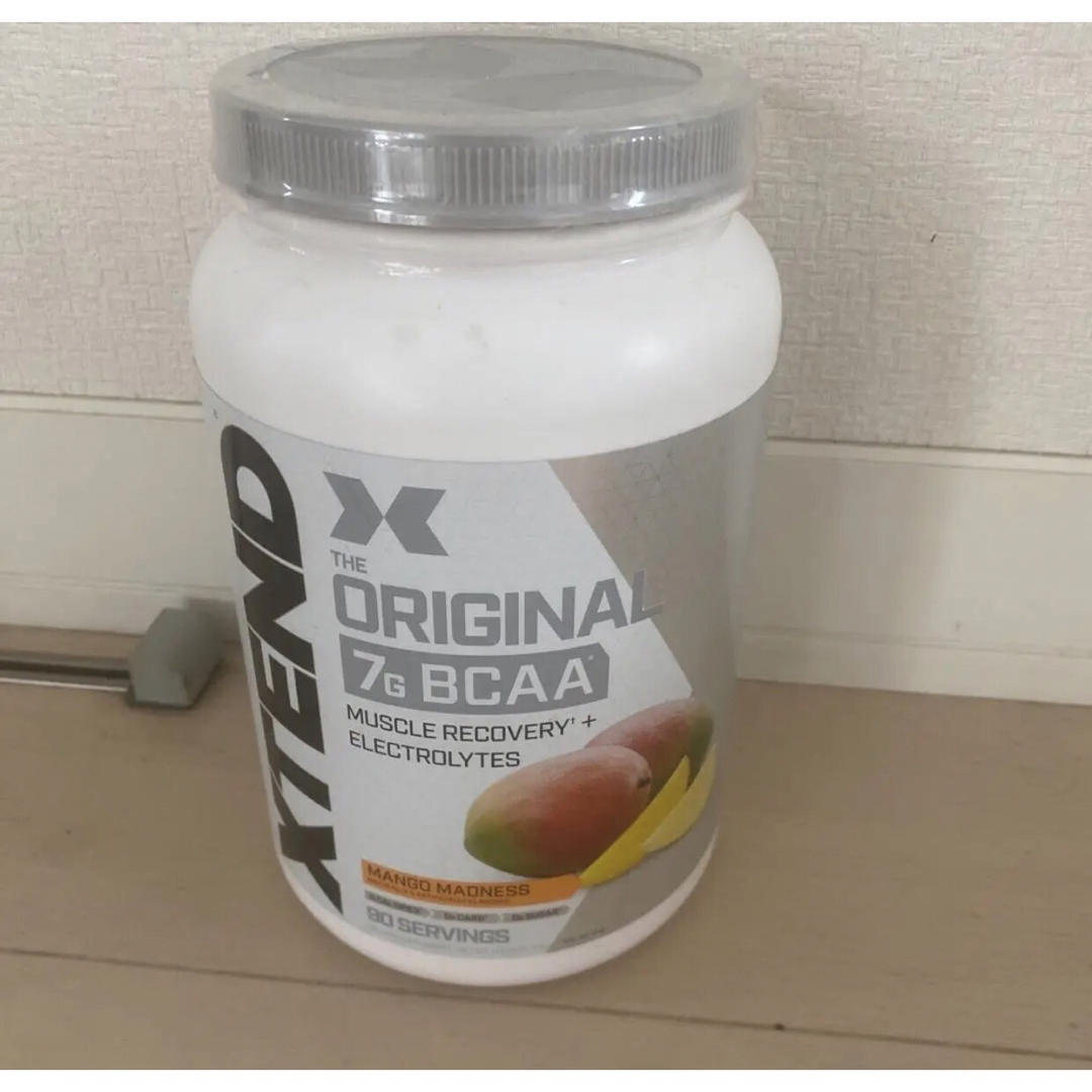 プロテイン Xtend BCAA マンゴー味 (1.27kg）の通販 by こばかけ｜ラクマ
