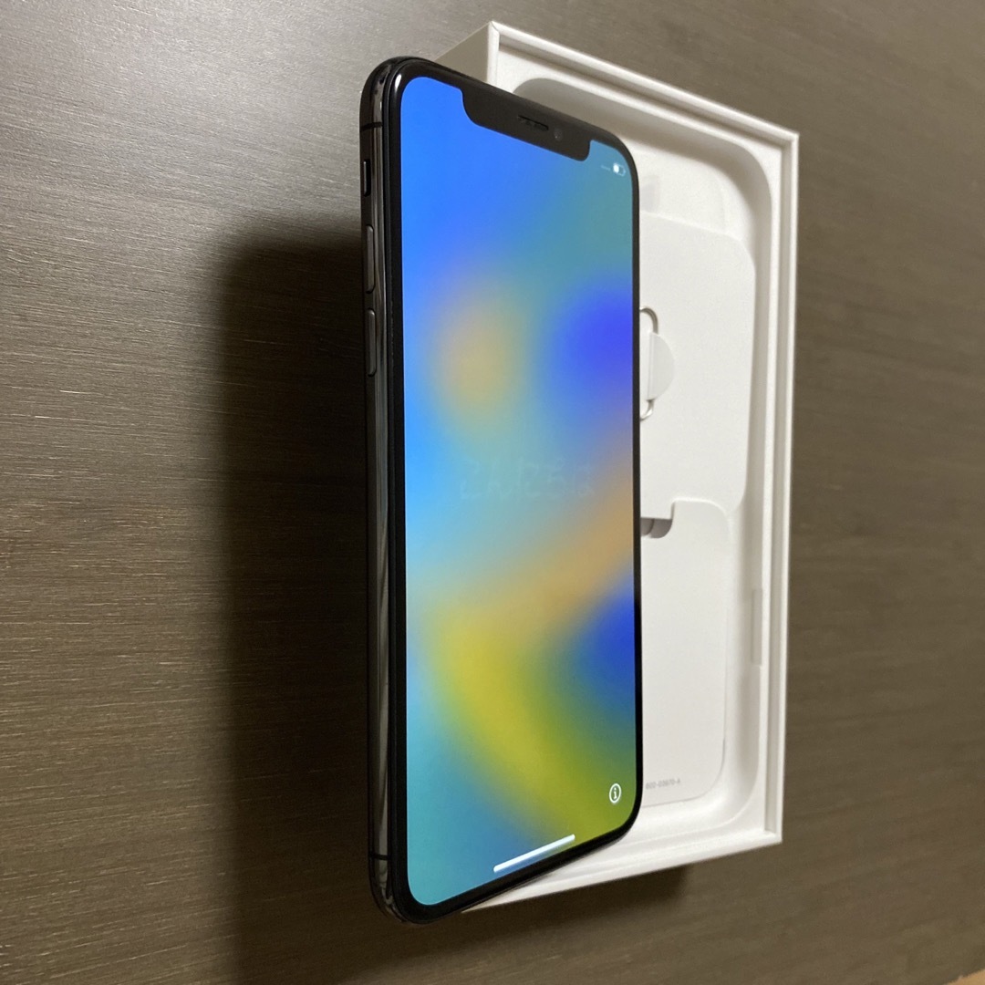 iPhone(アイフォーン)のApple iPhoneX 64GB SIMフリー美品✨ スマホ/家電/カメラのスマートフォン/携帯電話(スマートフォン本体)の商品写真