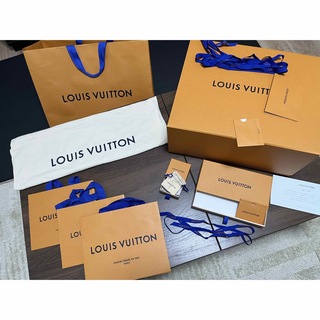 ルイヴィトン(LOUIS VUITTON)のLV LOUIS VUITTON ヴィトン　空箱　紙袋　セット(ショップ袋)