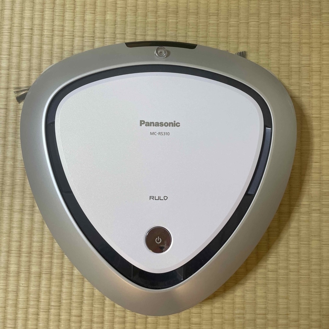 Panasonic(パナソニック)の【中古品】RULO ルーロ　ロボット掃除機　MC-RS310 パナソニック スマホ/家電/カメラの生活家電(掃除機)の商品写真