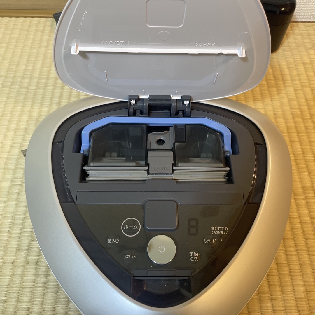 Panasonic(パナソニック)の【中古品】RULO ルーロ　ロボット掃除機　MC-RS310 パナソニック スマホ/家電/カメラの生活家電(掃除機)の商品写真