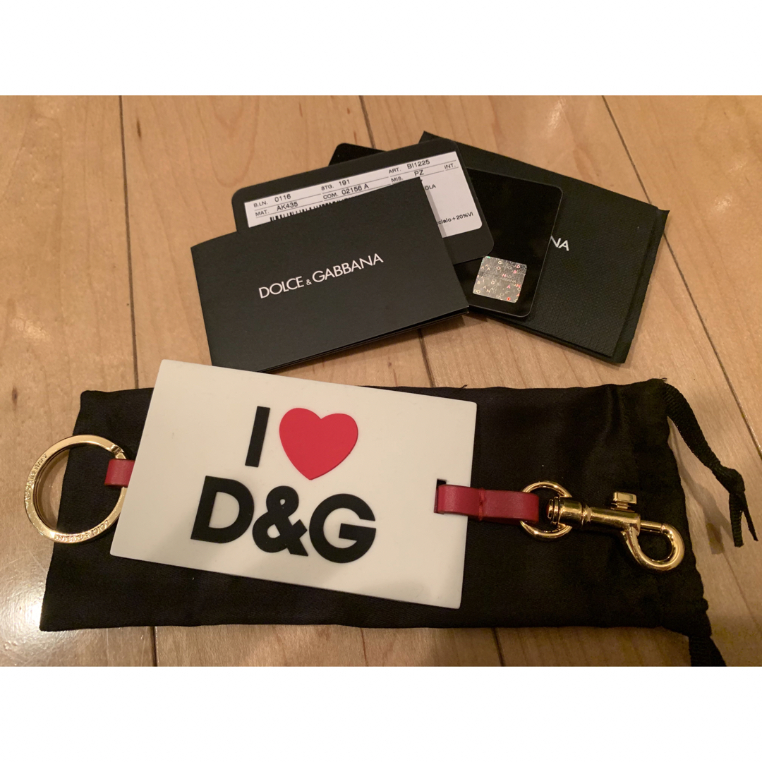 DOLCE&GABBANA(ドルチェアンドガッバーナ)のDolce&Gabbana キーホルダー　color：white × red レディースのファッション小物(キーホルダー)の商品写真