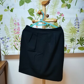 ユナイテッドアローズ(UNITED ARROWS)の✨UNITED ARROWS ユナイテッドアローズ 黒色のスカートW67cm(ひざ丈スカート)