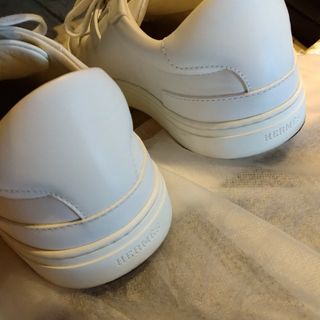 エルメス ケリー スニーカー MEN'S 39 白 シルバー金具 エルメス ケリー スニーカー MEN'S 39 白 シルバー金具