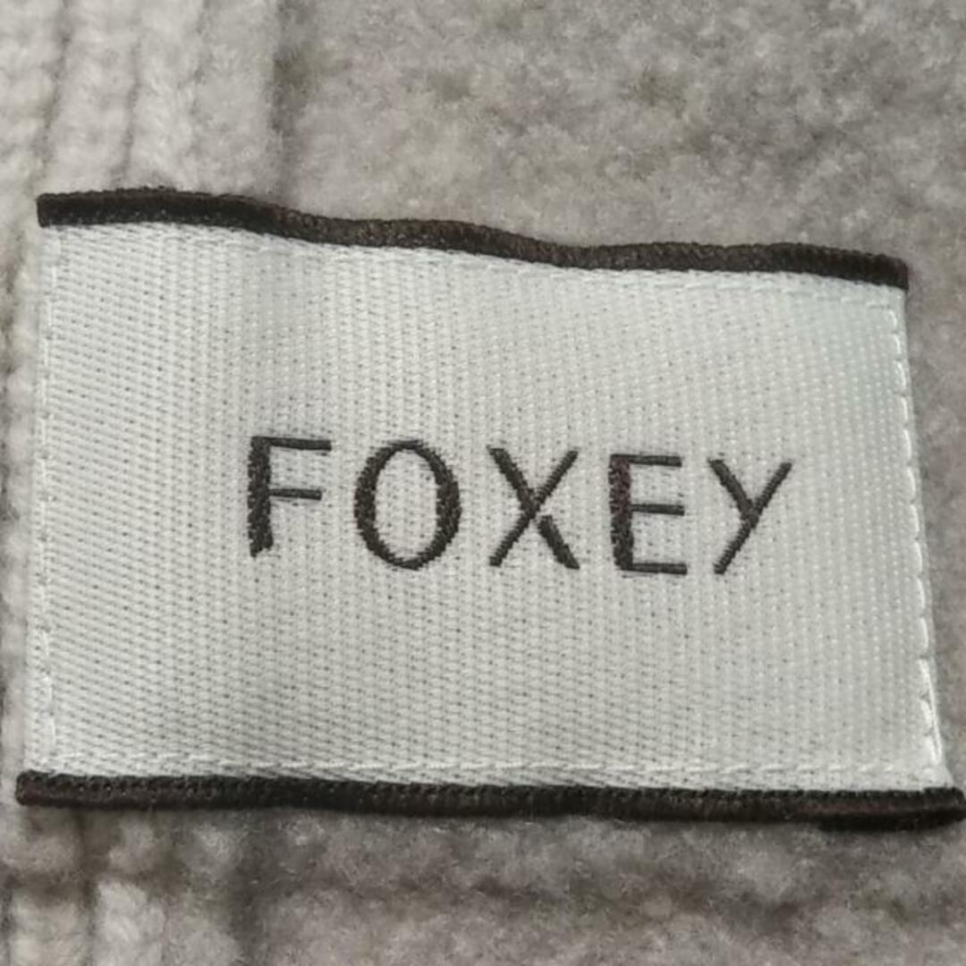 FOXEY(フォクシー)のフォクシー ベスト レディース - ベージュ レディースのトップス(ベスト/ジレ)の商品写真