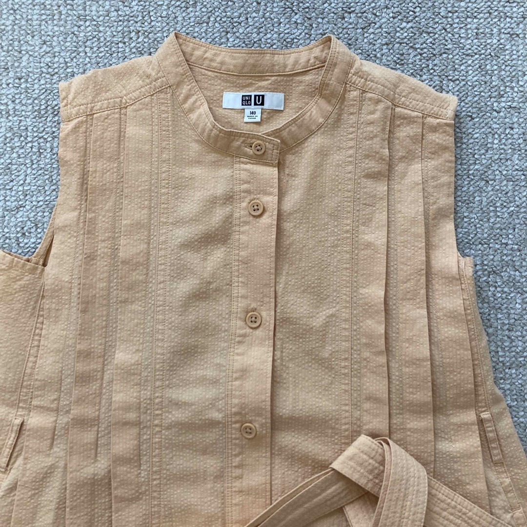 UNIQLO(ユニクロ)のUNIQLO U シアサッカーワンピース　140 キッズ/ベビー/マタニティのキッズ服女の子用(90cm~)(ワンピース)の商品写真