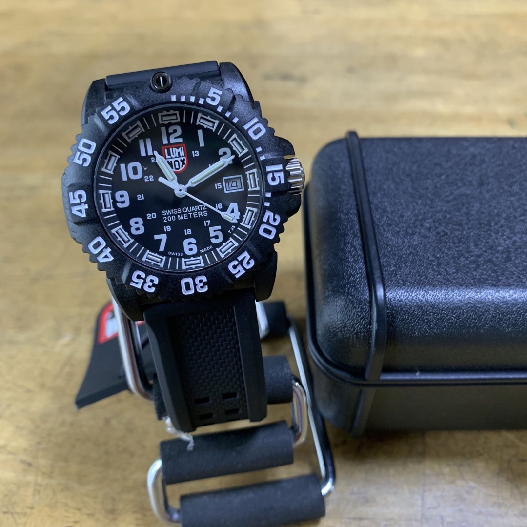 Luminox - 新品✨ルミノックス LUMINOX 腕時計 ネイビーシールズ 7051