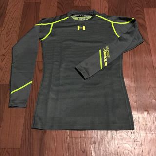 アンダーアーマー(UNDER ARMOUR)のアンダーアーマー ロングスリーブ YLG BFT1370 長袖 ロング Tシャツ(Tシャツ/カットソー)