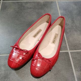 ザラ(ZARA)の新品◆ZARAザラ バレエフラットシューズ◆赤◆37／24cm(バレエシューズ)