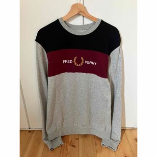 フレッドペリー(FRED PERRY)のフレッドペリー　トレーナー　スウェット(スウェット)