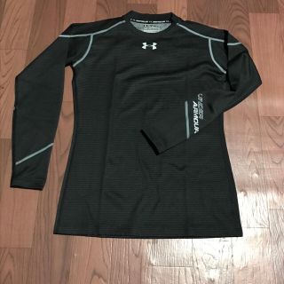 アンダーアーマー(UNDER ARMOUR)のアンダーアーマー ロングスリーブ YXL BFT1370 長袖 ロング Tシャツ(Tシャツ/カットソー(七分/長袖))