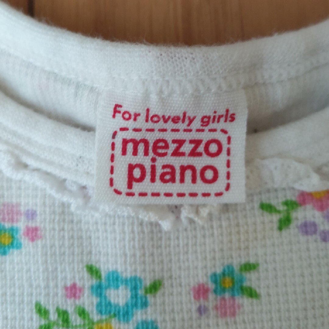 mezzo piano(メゾピアノ)の【today様専用】110　日本製　メゾピアノ　ティシャツ キッズ/ベビー/マタニティのキッズ服女の子用(90cm~)(Tシャツ/カットソー)の商品写真