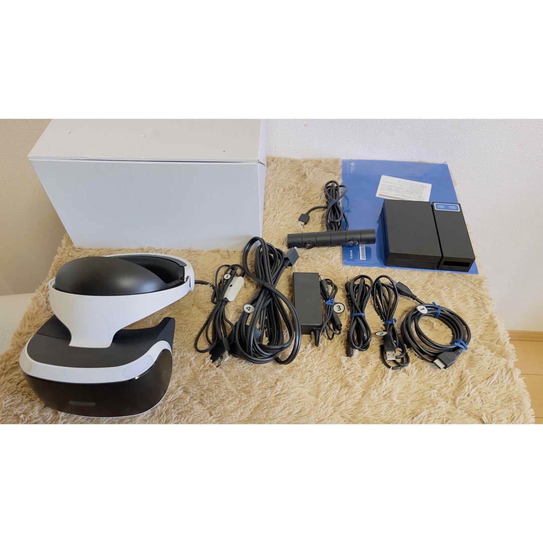 PlayStation VR(プレイステーションヴィーアール)の【美品】PlayStation VR CUH-ZVR1プレイステーションVR エンタメ/ホビーのゲームソフト/ゲーム機本体(家庭用ゲーム機本体)の商品写真