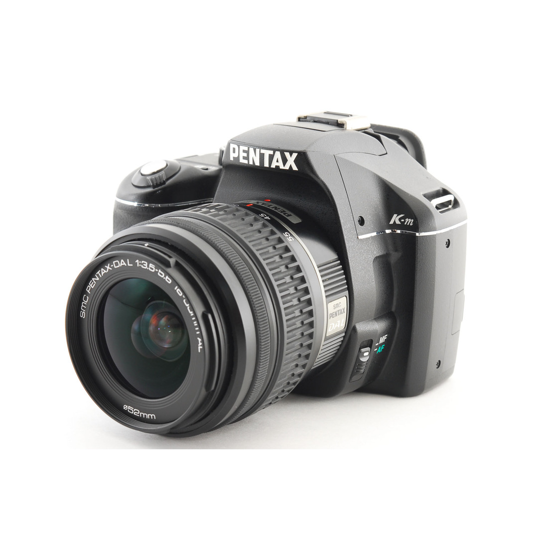 PENTAX(ペンタックス)のPENTAX ペンタックス K-m レンズキット ブラック スマホ/家電/カメラのカメラ(デジタル一眼)の商品写真