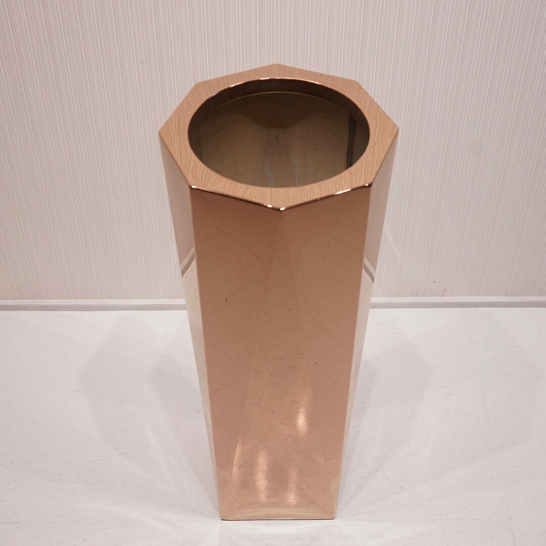 Stelo Prism/特大プランター/フラワーベース/ローズゴールドの通販 by Bello|ラクマ Drop Prism 特大プランター フラワーベース ゴールド 北欧