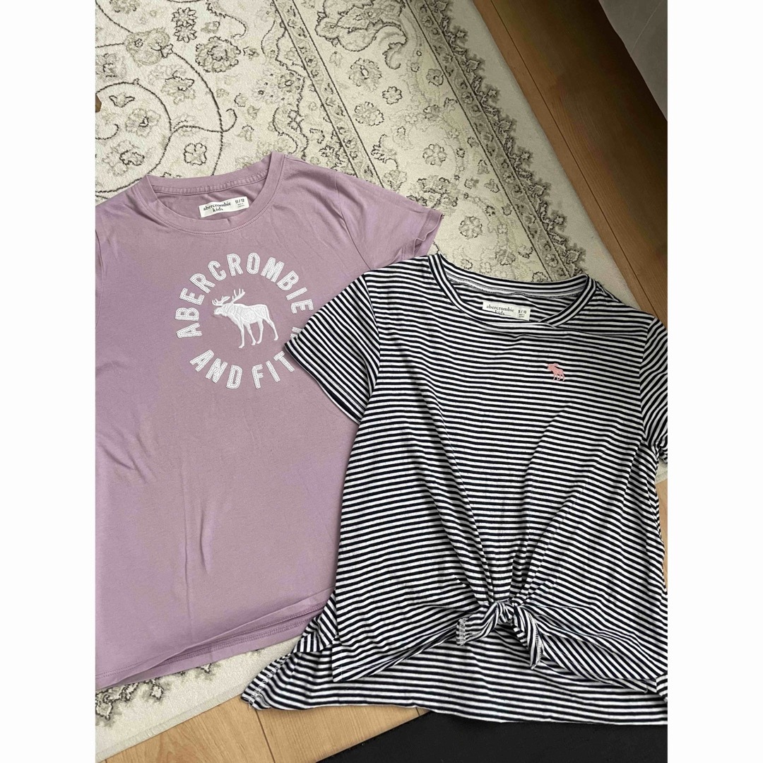 Abercrombie&Fitch(アバクロンビーアンドフィッチ)のアバクロ♡Tシャツ2枚セット キッズ/ベビー/マタニティのキッズ服女の子用(90cm~)(Tシャツ/カットソー)の商品写真