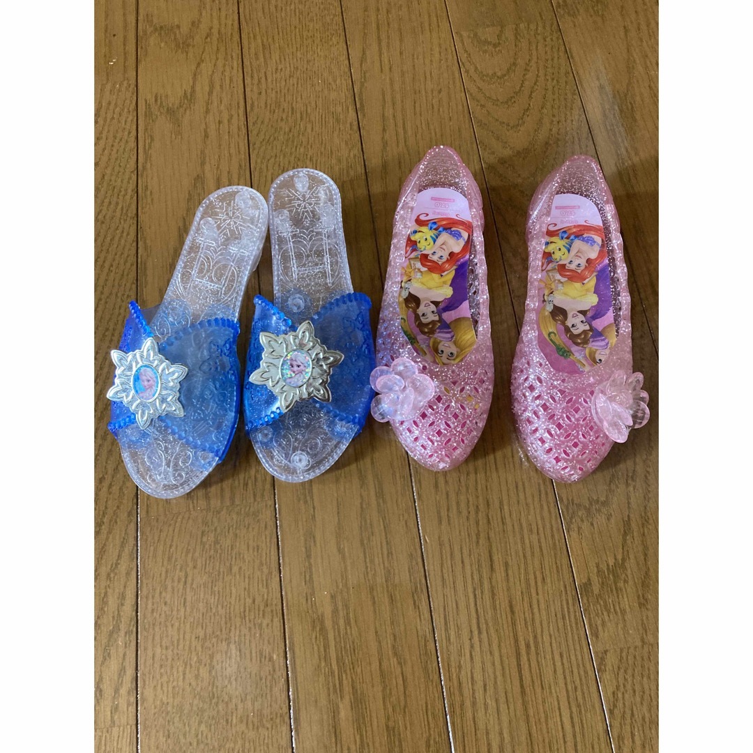 Disney(ディズニー)のアナ雪　ガラスの靴　サンダル18 キッズ/ベビー/マタニティのキッズ靴/シューズ(15cm~)(サンダル)の商品写真