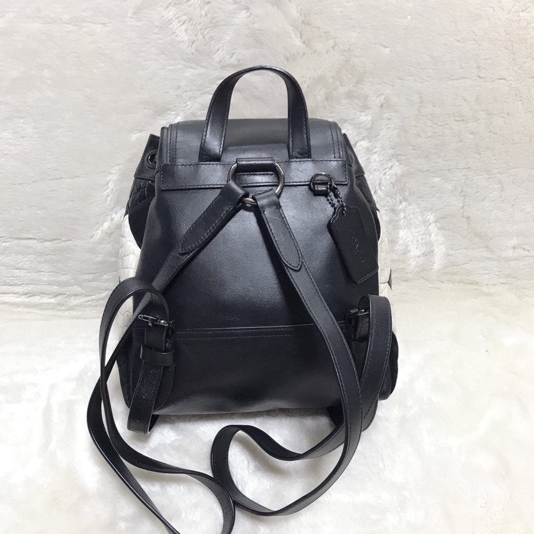 美品 日本未発売 COACH キャニオン キルト ターンロック リュック 黒