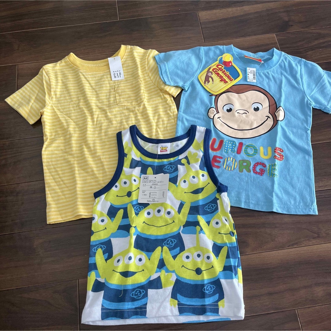 babyGAP(ベビーギャップ)のベビー半袖Tシャツ☆タンクトップ☆新品☆95 キッズ/ベビー/マタニティのキッズ服男の子用(90cm~)(Tシャツ/カットソー)の商品写真