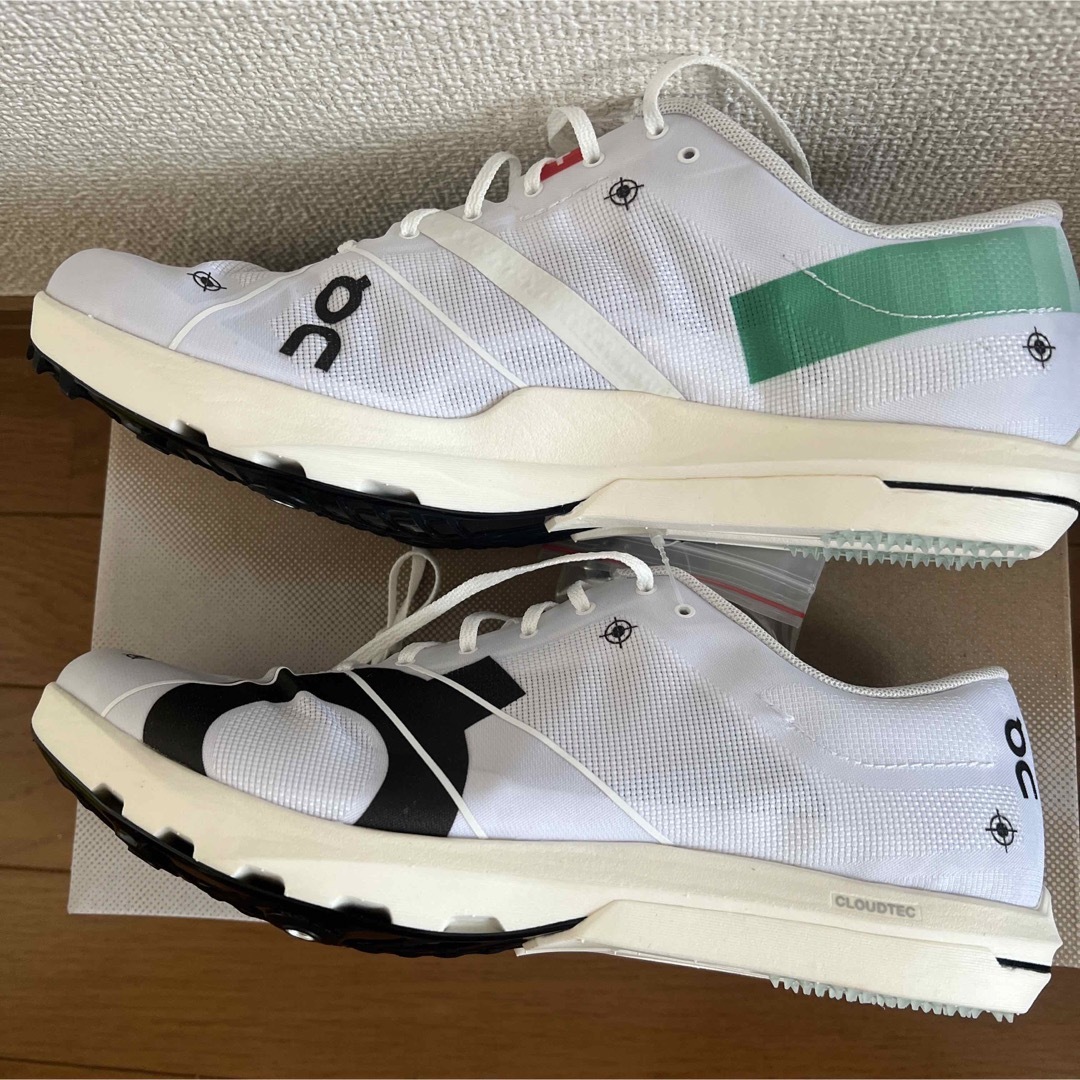 On - 新品 On Cloudspike 10000m 27.0cm クラウドスパイクの通販 by