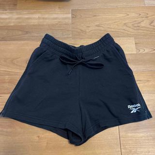 リーボック(Reebok)の【期間限定お値下げ】リーボック　ショートパンツ(ショートパンツ)