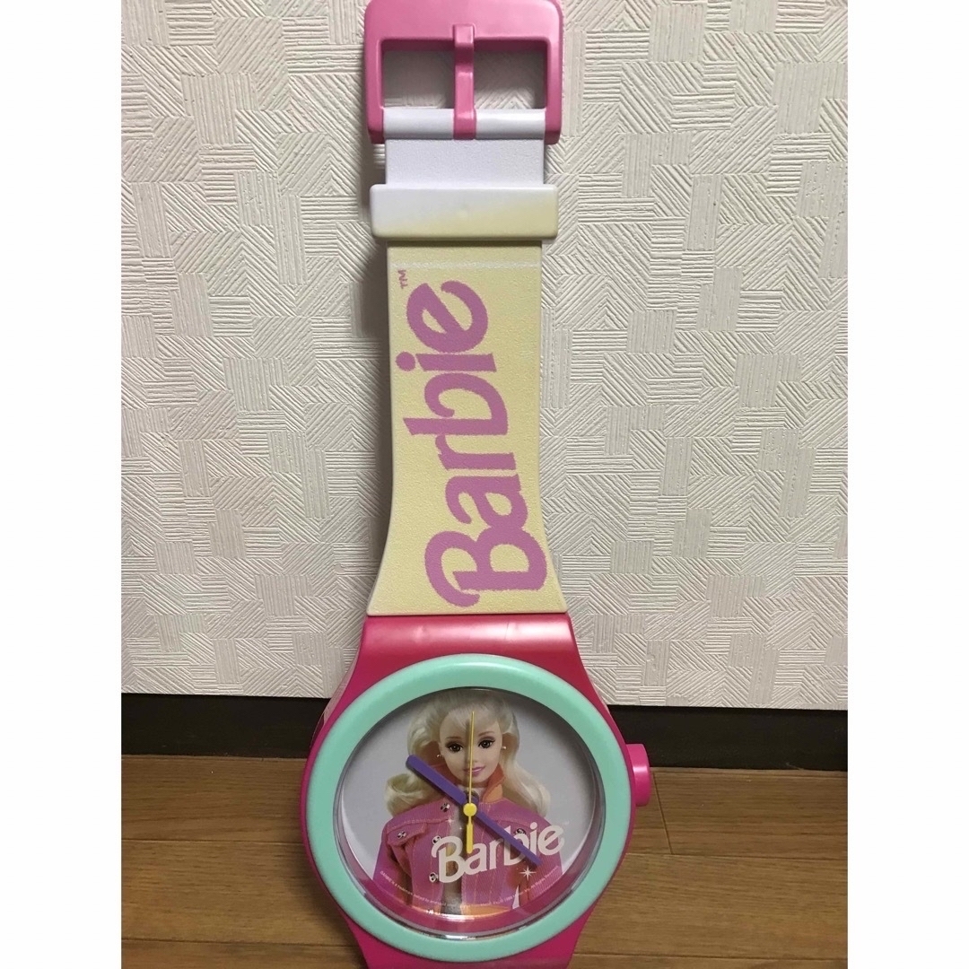 Barbie(バービー)のBarbie  美品　値段次第の予約あり　腕時計　箱有り エンタメ/ホビーのおもちゃ/ぬいぐるみ(キャラクターグッズ)の商品写真