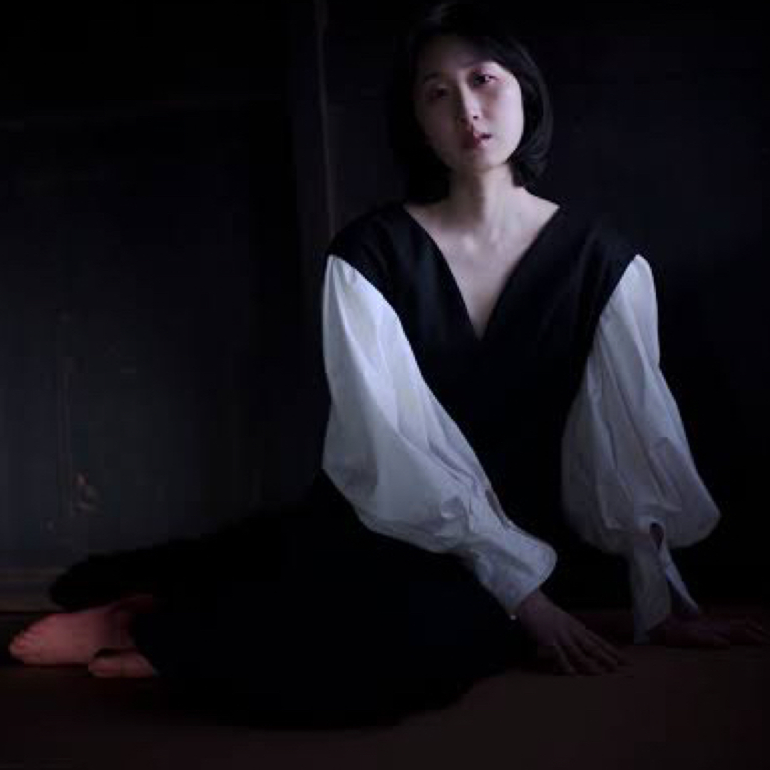 mame - 【美品】mame V-Neck Tucked Wool Dressの通販 by