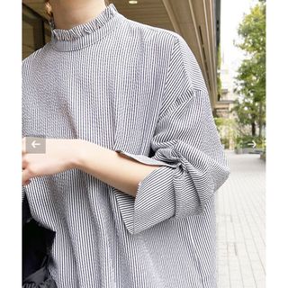 スピックアンドスパン(Spick & Span)のSpick and Span フリルカラーストライプシャツ(シャツ/ブラウス(長袖/七分))