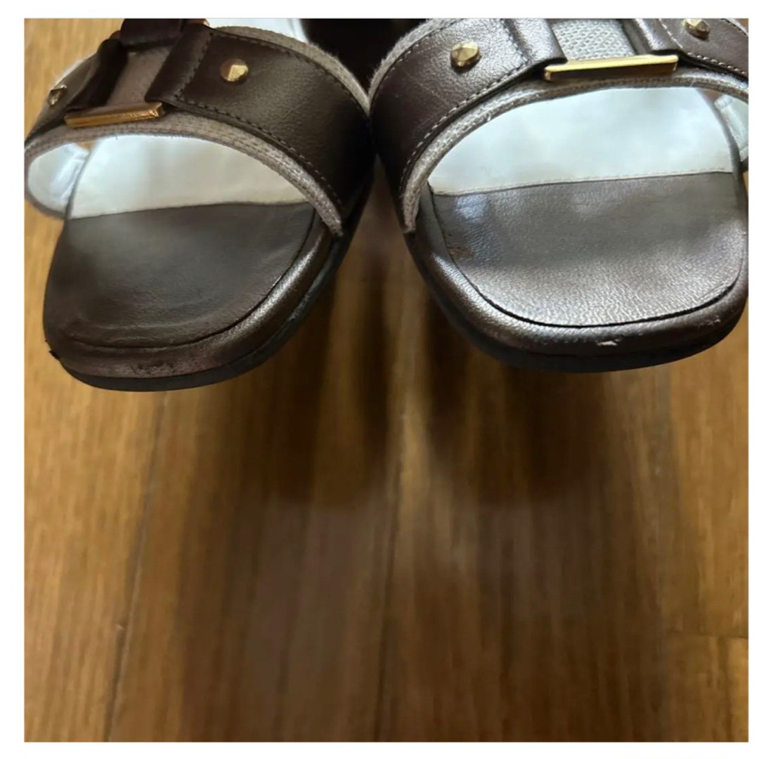銀座ヨシノヤ(ギンザヨシノヤ)の銀座ヨシノヤ  ブラウン サンダル 22.5cm レディースの靴/シューズ(サンダル)の商品写真