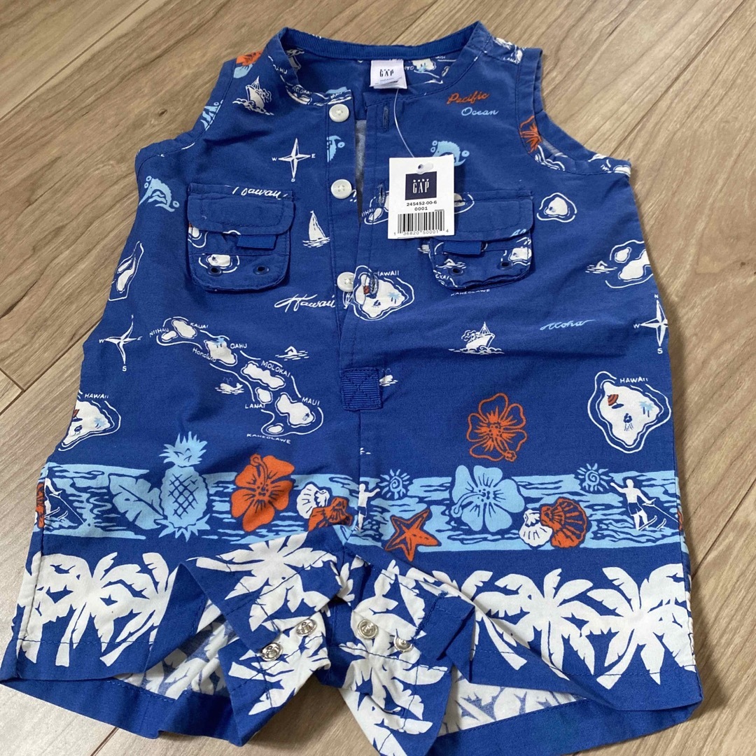 babyGAP(ベビーギャップ)のロンパース ノースリーブ キッズ/ベビー/マタニティのベビー服(~85cm)(ロンパース)の商品写真