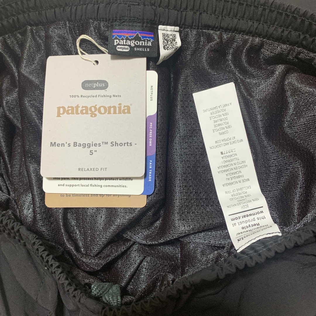 patagonia(パタゴニア)のパタゴニア バギーズショーツ 5インチ 新品未使用 国内正規品 Black メンズのパンツ(ショートパンツ)の商品写真