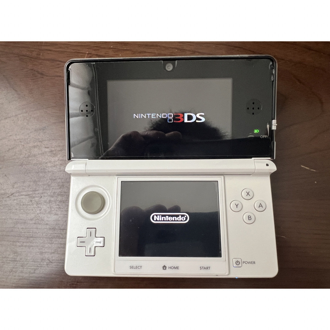 ニンテンドー3DS(ニンテンドー3DS)の美品ニンテンドー3DS エンタメ/ホビーのゲームソフト/ゲーム機本体(携帯用ゲーム機本体)の商品写真